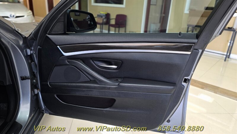 2012 BMW 5 Series 528i - Photo 12 - San Diego, CA 92126