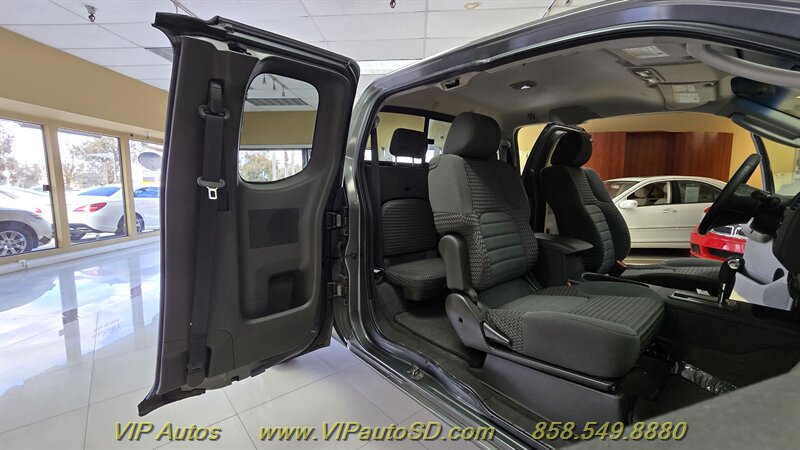 2007 Nissan Frontier SE - Photo 13 - San Diego, CA 92126