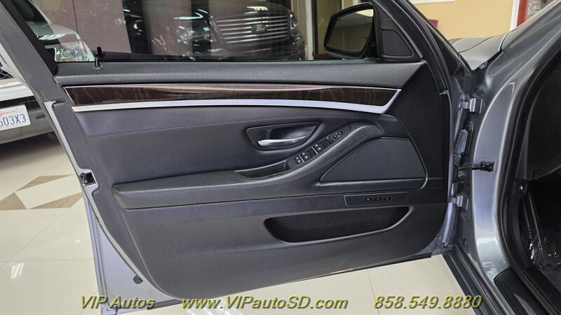 2011 BMW 5 Series 535i - Photo 11 - San Diego, CA 92126