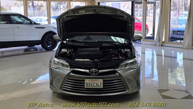 2017 Toyota Camry XLE V6 - Photo 10 - San Diego, CA 92126
