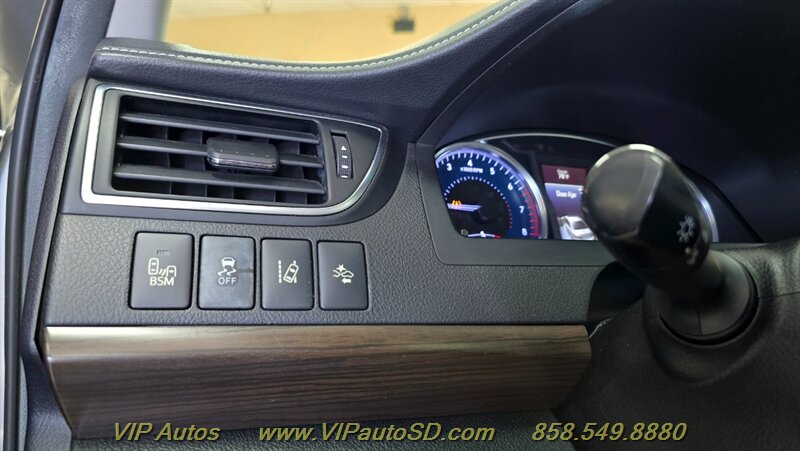 2017 Toyota Camry XLE V6 - Photo 22 - San Diego, CA 92126