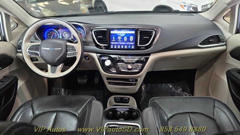 2019 Chrysler Pacifica Limited - Photo 21 - San Diego, CA 92126