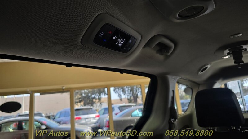2019 Chrysler Pacifica Limited - Photo 32 - San Diego, CA 92126