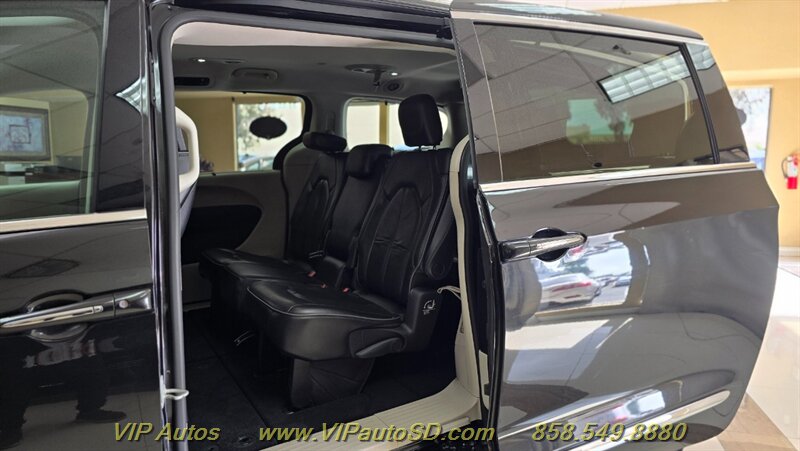 2019 Chrysler Pacifica Limited - Photo 22 - San Diego, CA 92126