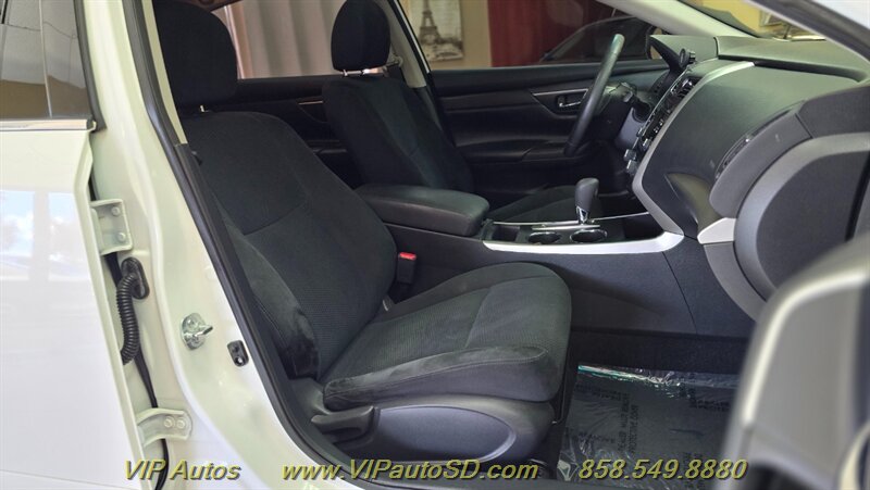 2015 Nissan Altima 2.5 SV - Photo 16 - San Diego, CA 92126