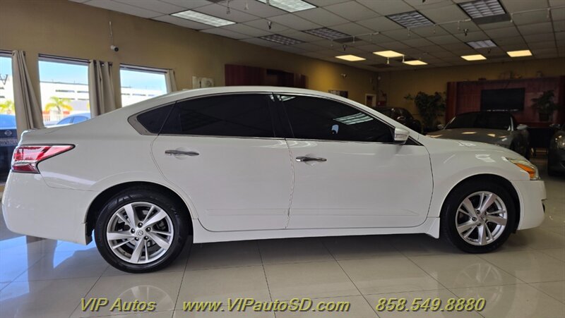 2015 Nissan Altima 2.5 SV - Photo 5 - San Diego, CA 92126