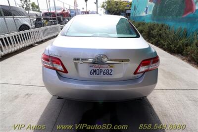 2011 Toyota Camry XLE V6   - Photo 5 - San Diego, CA 92104