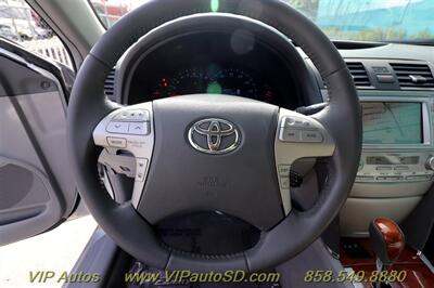 2011 Toyota Camry XLE V6   - Photo 16 - San Diego, CA 92104