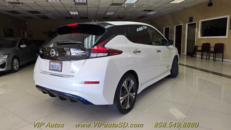 2018 Nissan LEAF SL - Photo 4 - San Diego, CA 92126