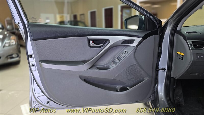 2013 Hyundai ELANTRA GLS - Photo 11 - San Diego, CA 92126