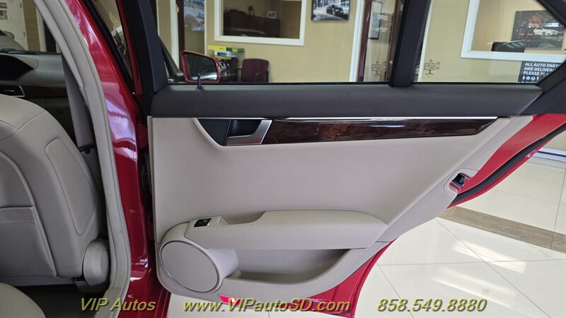 2014 Mercedes-Benz C 250 Sport - Photo 14 - San Diego, CA 92126