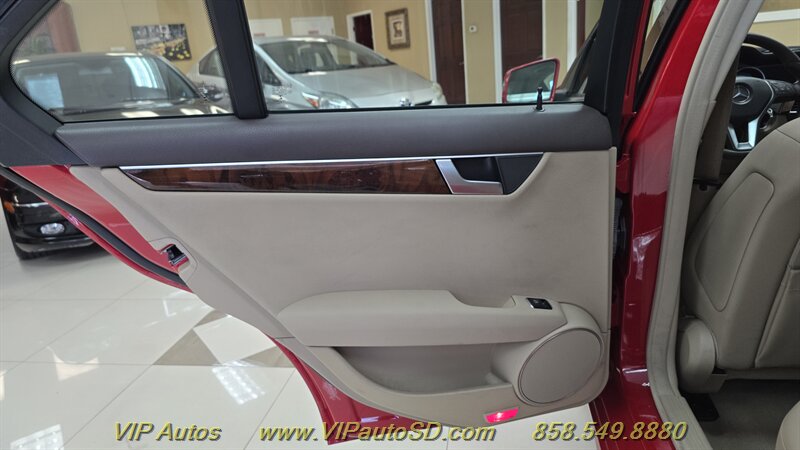 2014 Mercedes-Benz C 250 Sport - Photo 13 - San Diego, CA 92126