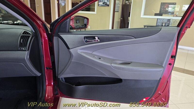 2014 Hyundai SONATA GLS - Photo 12 - San Diego, CA 92126