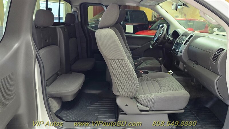 2018 Nissan Frontier SV - Photo 18 - San Diego, CA 92126