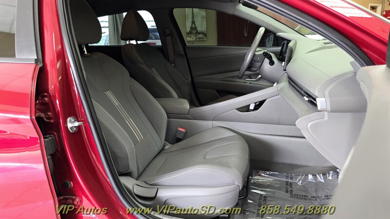 2025 Hyundai ELANTRA SEL Sport - Photo 16 - San Diego, CA 92126