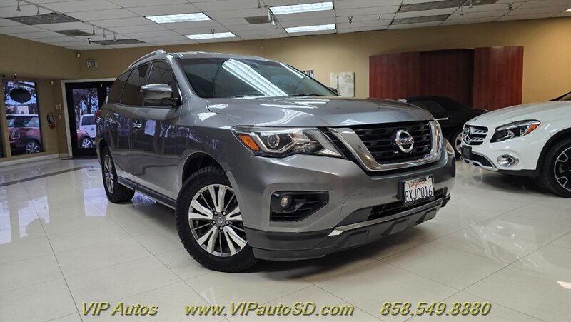 2020 Nissan Pathfinder SV   - Photo 1 - San Diego, CA 92126