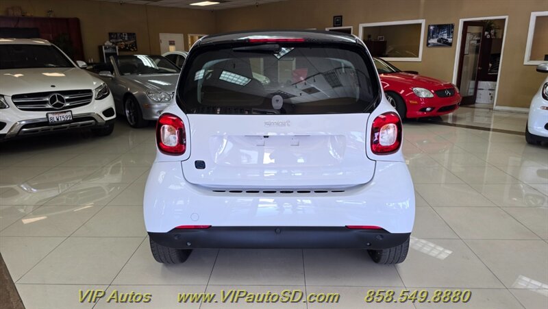 2018 Smart fortwo electric drive passion - Photo 9 - San Diego, CA 92126