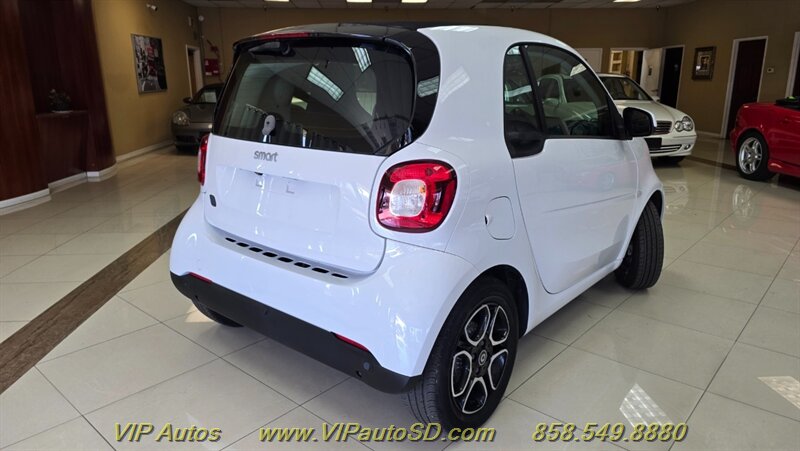 2018 Smart fortwo electric drive passion - Photo 5 - San Diego, CA 92126
