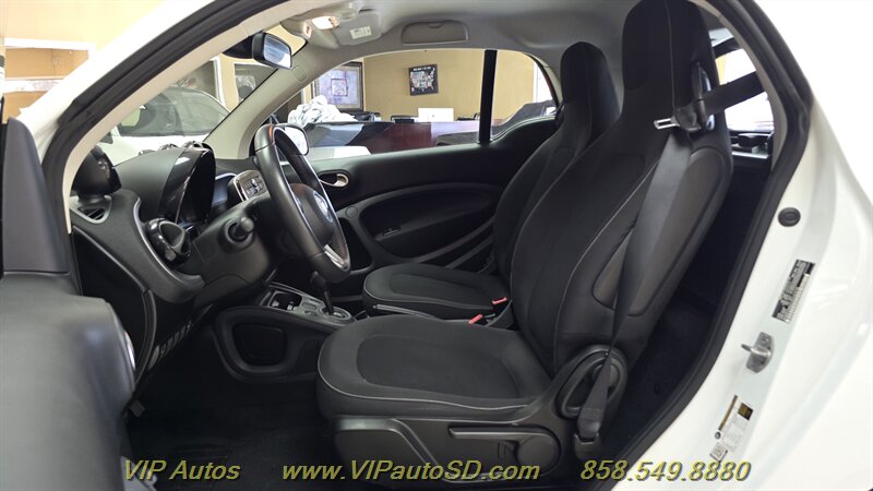 2018 Smart fortwo electric drive passion - Photo 11 - San Diego, CA 92126