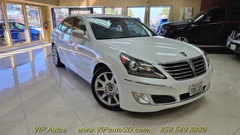 2013 Hyundai Equus