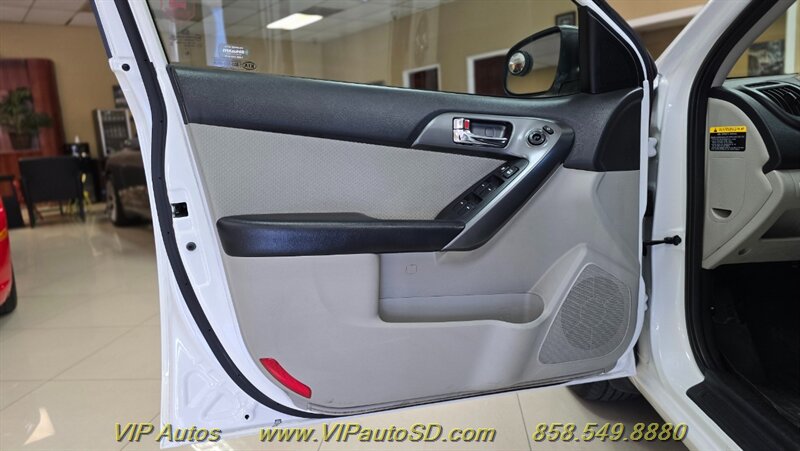 2013 Kia Forte EX - Photo 11 - San Diego, CA 92126