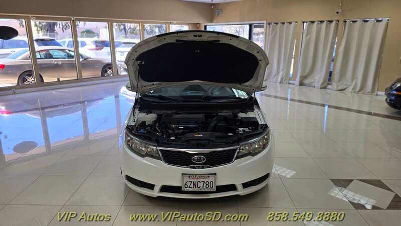2013 Kia Forte EX - Photo 8 - San Diego, CA 92126