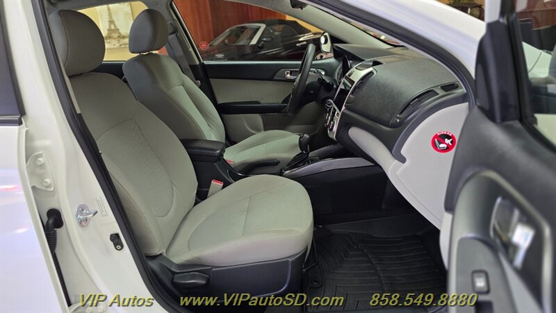 2013 Kia Forte EX - Photo 16 - San Diego, CA 92126