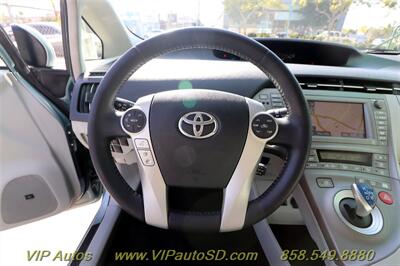 2014 Toyota Prius Four   - Photo 16 - San Diego, CA 92104