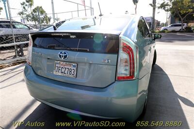 2014 Toyota Prius Four   - Photo 33 - San Diego, CA 92104