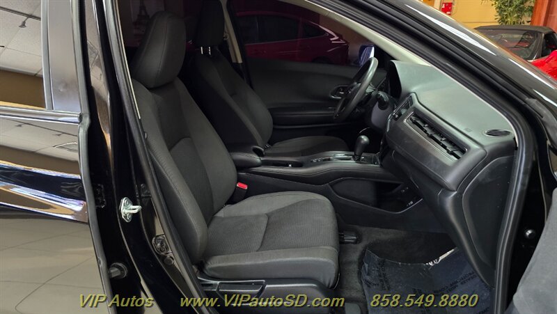 2022 Honda HR-V EX - Photo 16 - San Diego, CA 92126