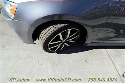 2012 Volkswagen Jetta GLI Autobahn PZEV   - Photo 26 - San Diego, CA 92104