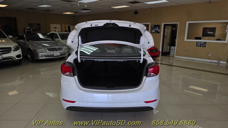 2016 Hyundai ELANTRA SE - Photo 22 - San Diego, CA 92126