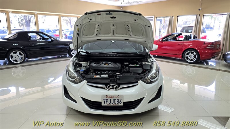 2016 Hyundai ELANTRA SE - Photo 8 - San Diego, CA 92126