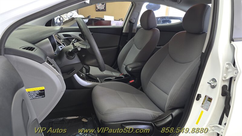 2016 Hyundai ELANTRA SE - Photo 14 - San Diego, CA 92126