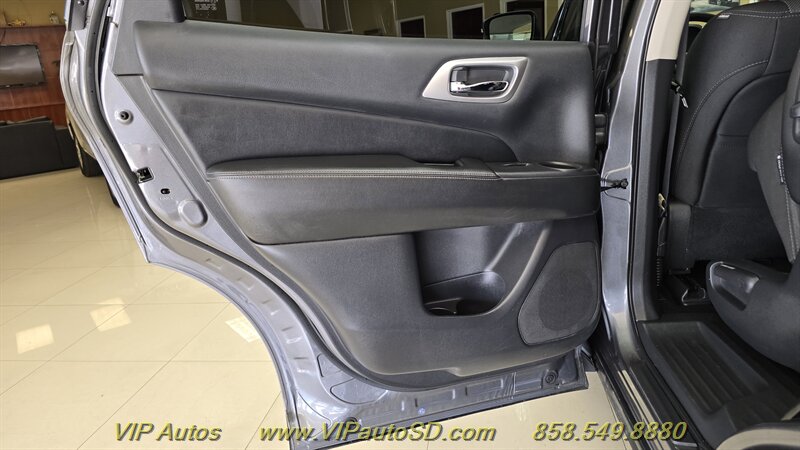 2019 Nissan Pathfinder S - Photo 19 - San Diego, CA 92126