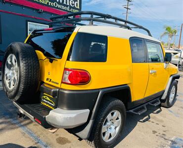 2007 Toyota FJ Cruiser   - Photo 6 - San Diego, CA 92115