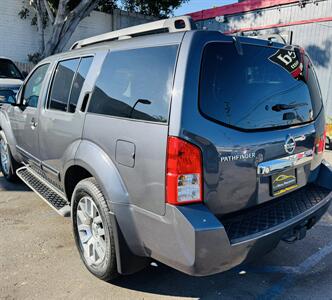 2011 Nissan Pathfinder LE  4x4  106k Miles - Photo 3 - San Diego, CA 92115