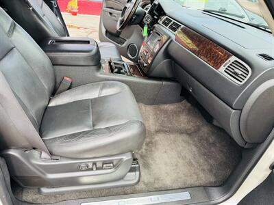2014 GMC Yukon XL Denali   - Photo 12 - San Diego, CA 92115
