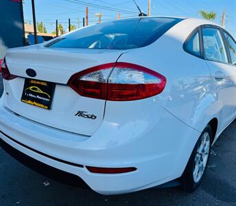 2015 Ford Fiesta SE  102k Miles - Photo 6 - San Diego, CA 92115