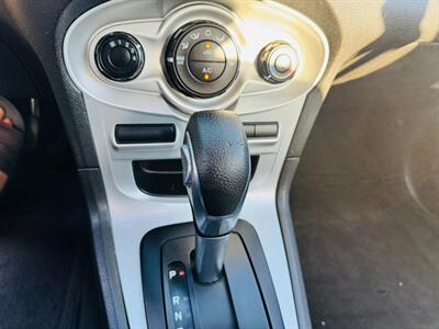 2015 Ford Fiesta SE  102k Miles - Photo 11 - San Diego, CA 92115