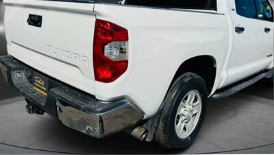 2018 Toyota Tundra SR5   - Photo 6 - San Diego, CA 92115