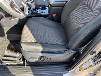 2018 Toyota 4Runner TRD Off-Road  4x4 - Photo 9 - San Diego, CA 92115