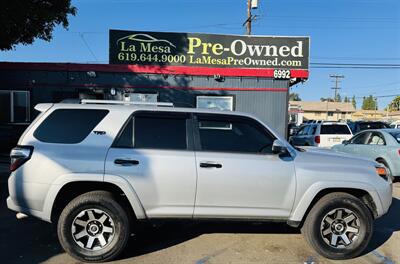 2018 Toyota 4Runner TRD Off-Road  4x4 - Photo 5 - San Diego, CA 92115