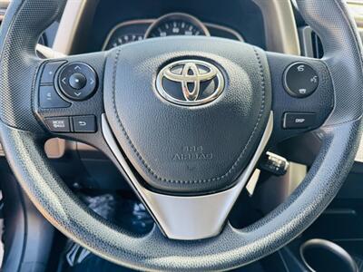 2015 Toyota RAV4 LE   - Photo 9 - San Diego, CA 92115
