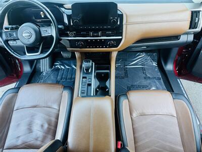 2022 Nissan Pathfinder Platinum   - Photo 13 - San Diego, CA 92115