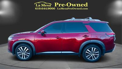 2022 Nissan Pathfinder Platinum   - Photo 2 - San Diego, CA 92115