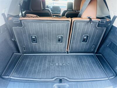 2022 Nissan Pathfinder Platinum   - Photo 17 - San Diego, CA 92115