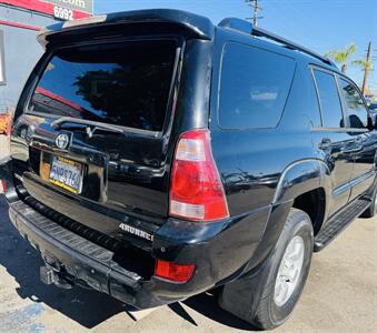 2005 Toyota 4Runner SR5  V-8 - Photo 6 - San Diego, CA 92115