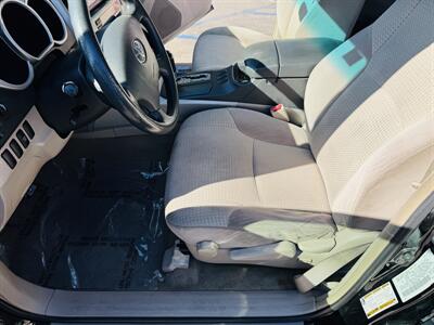 2005 Toyota 4Runner SR5  V-8 - Photo 12 - San Diego, CA 92115