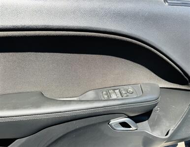 2017 Dodge Challenger SXT Plus   - Photo 7 - San Diego, CA 92115